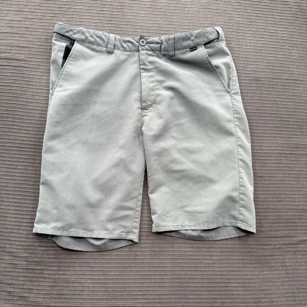Travis Mathew‎ Shorts Men 36 Gray Flat Front Performance Golf Golfing Outdoors.